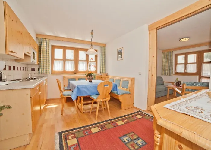 Lägenhet Chasa Per La Punt *