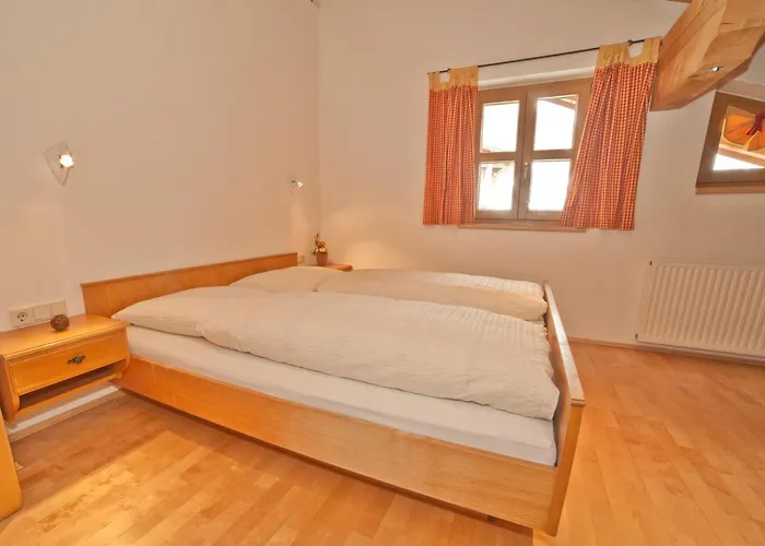 Lägenhet Chasa Per La Punt