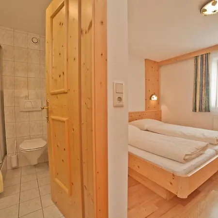 Апартаменты Chasa Per La Punt *