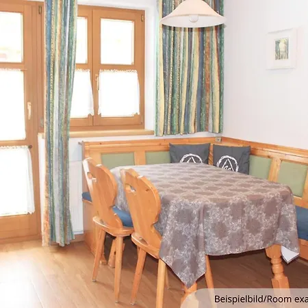 Апартаменты Chasa Per La Punt Гальтюр